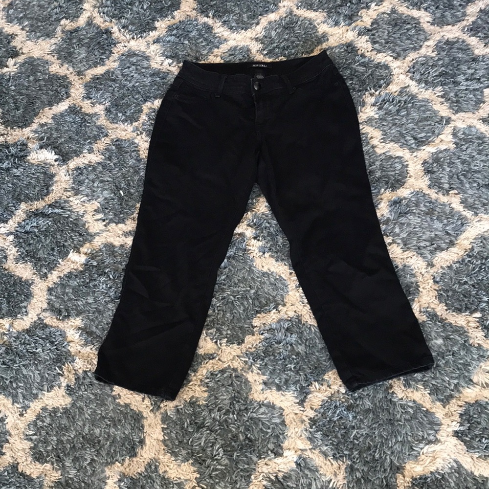 Cropped black stretch jeans